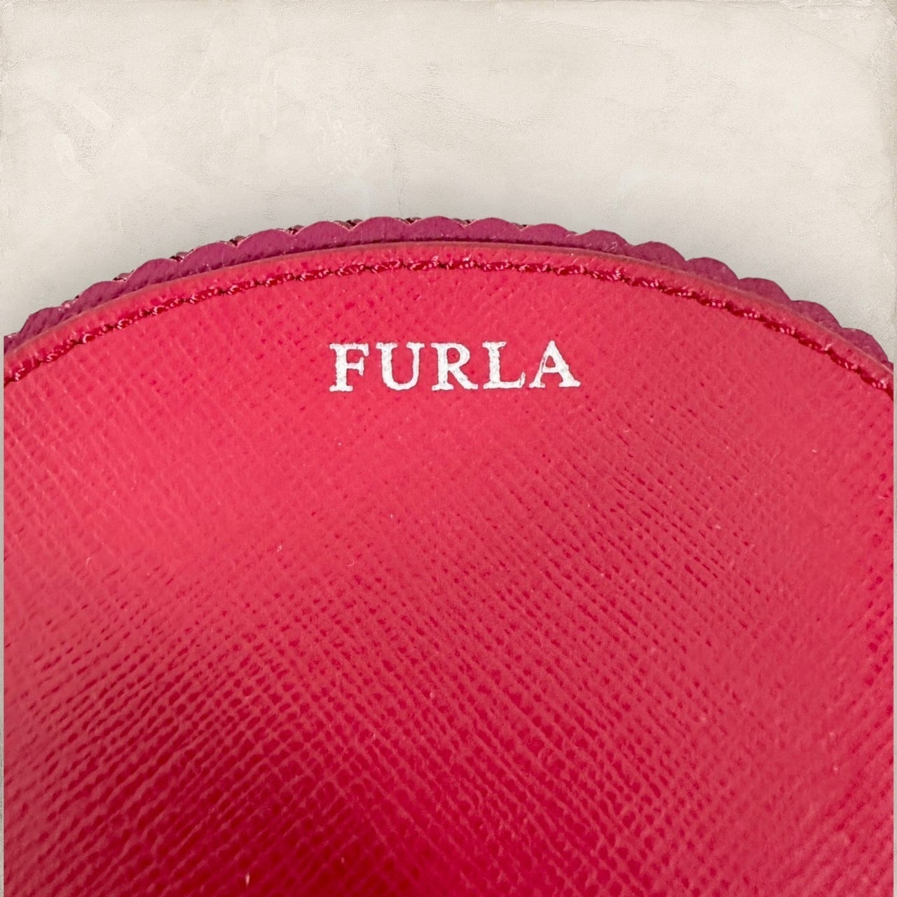 【極美品】FURLA フルラ ミニポーチ 赤202406-2026