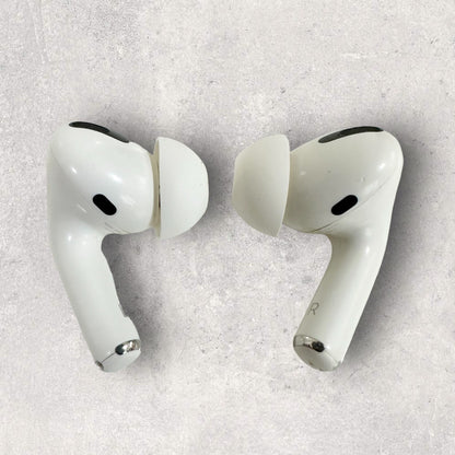 【少々の使用感あり】AirPods Pro (第1世代)  充電ケース イヤホン A2190 動作確認済み 202406-0136