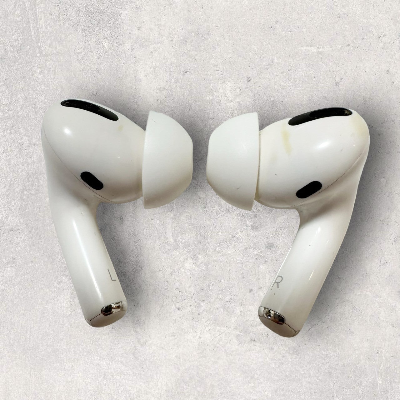 【少々の使用感あり】Apple アップル AirPods Pro (第1世代)  充電ケース イヤホン A2190 動作確認済み 202406-0138