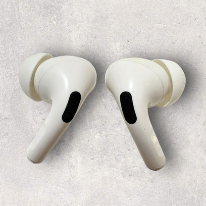 【少々の使用感あり】Apple アップル AirPods Pro (第1世代)  充電ケース イヤホン A2190 動作確認済み 202406-0138