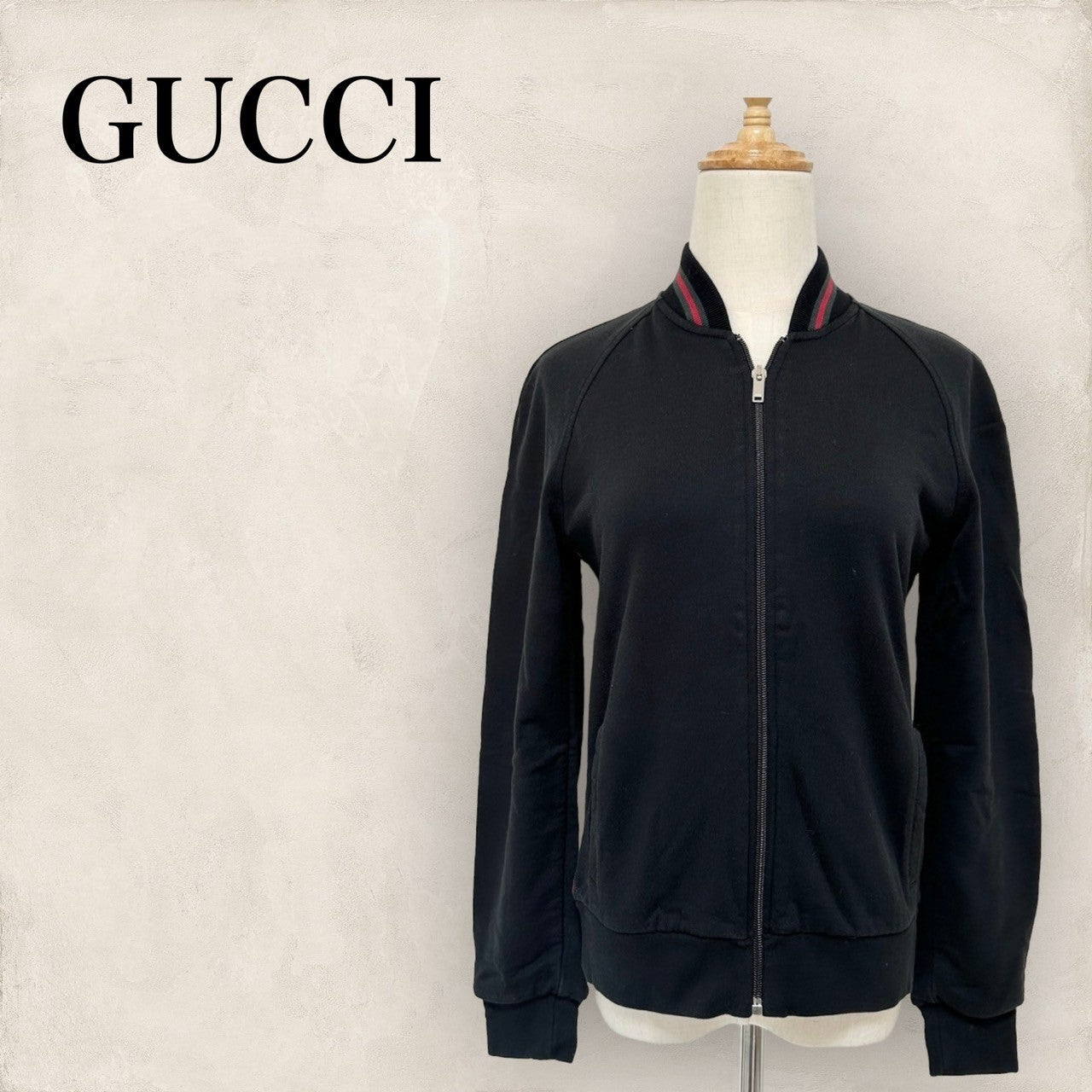 【少々使用感あり】GUCCI グッチ シェリーライン シンプル ジップアップパーカー M 黒 ブラック 202406-2006