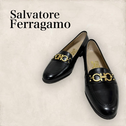 【少々傷あり】Salvatore Ferragamo サルヴァトーレ フェラガモ ローファー 靴 ガンチーニ ブラック 黒 サイズ5 1/2  DS28903  202406-2114