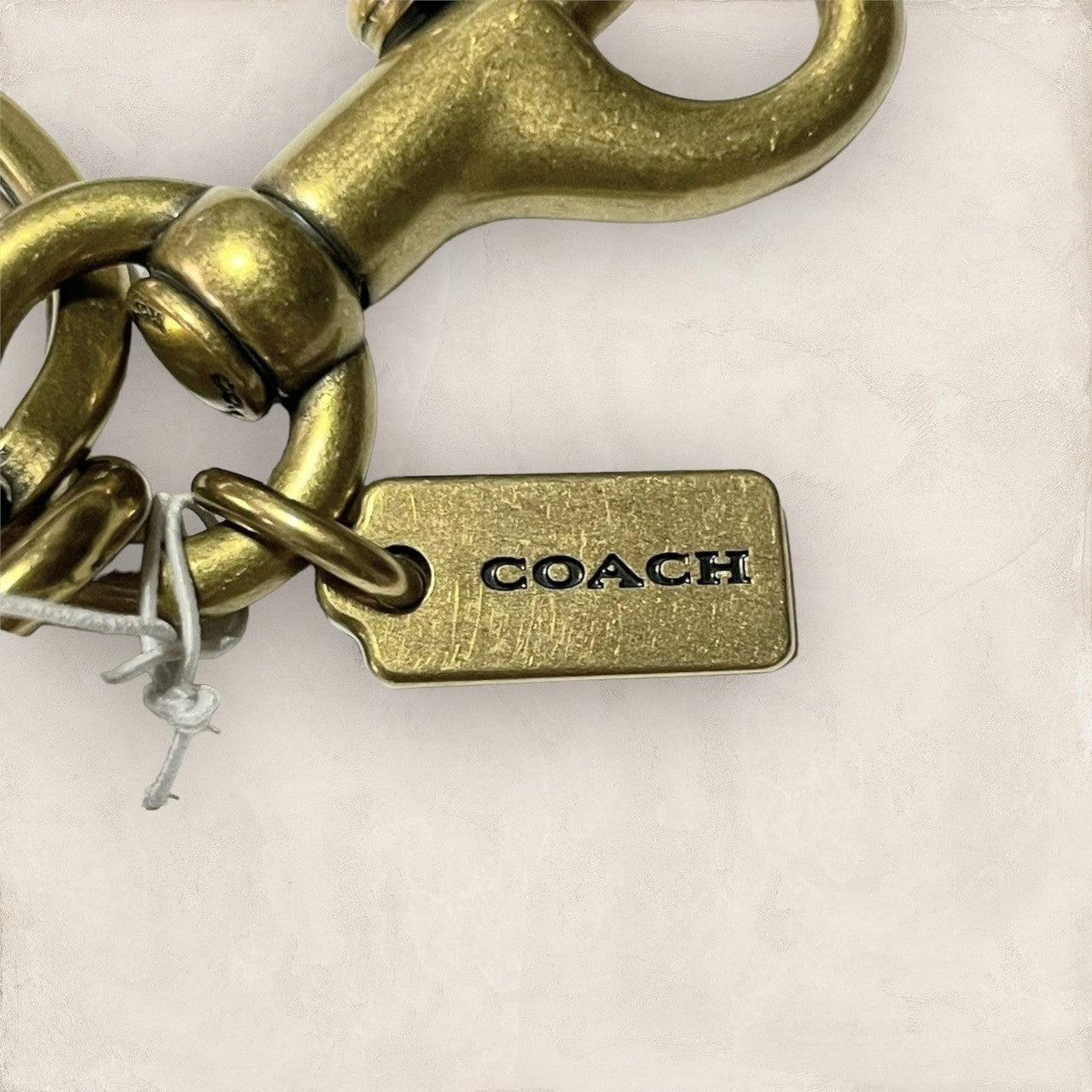 【未使用】COACH コーチ book型キーホルダー キーリング ゴールド 202406-0272