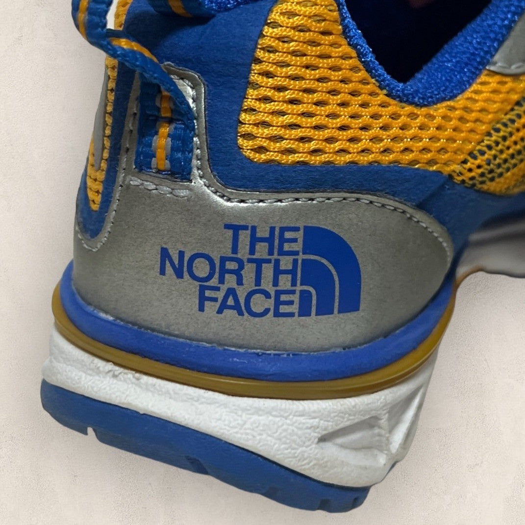 【少し汚れあり】THE NORTH FACE ザノースフェイス スニーカー マラソン オレンジブルー 青 サイズ5.5 202406-0228