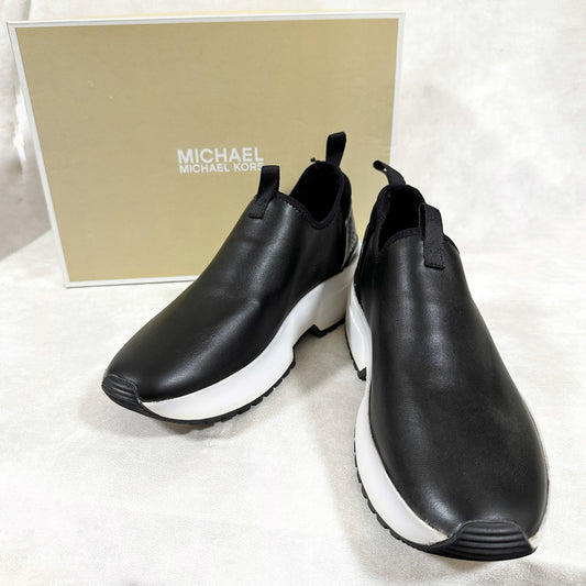 【美品・箱付き】MICHAEL KORS マイケルコース スニーカー 靴 ブラック ホワイト 黒 白 サイズ7.5 202406-0190