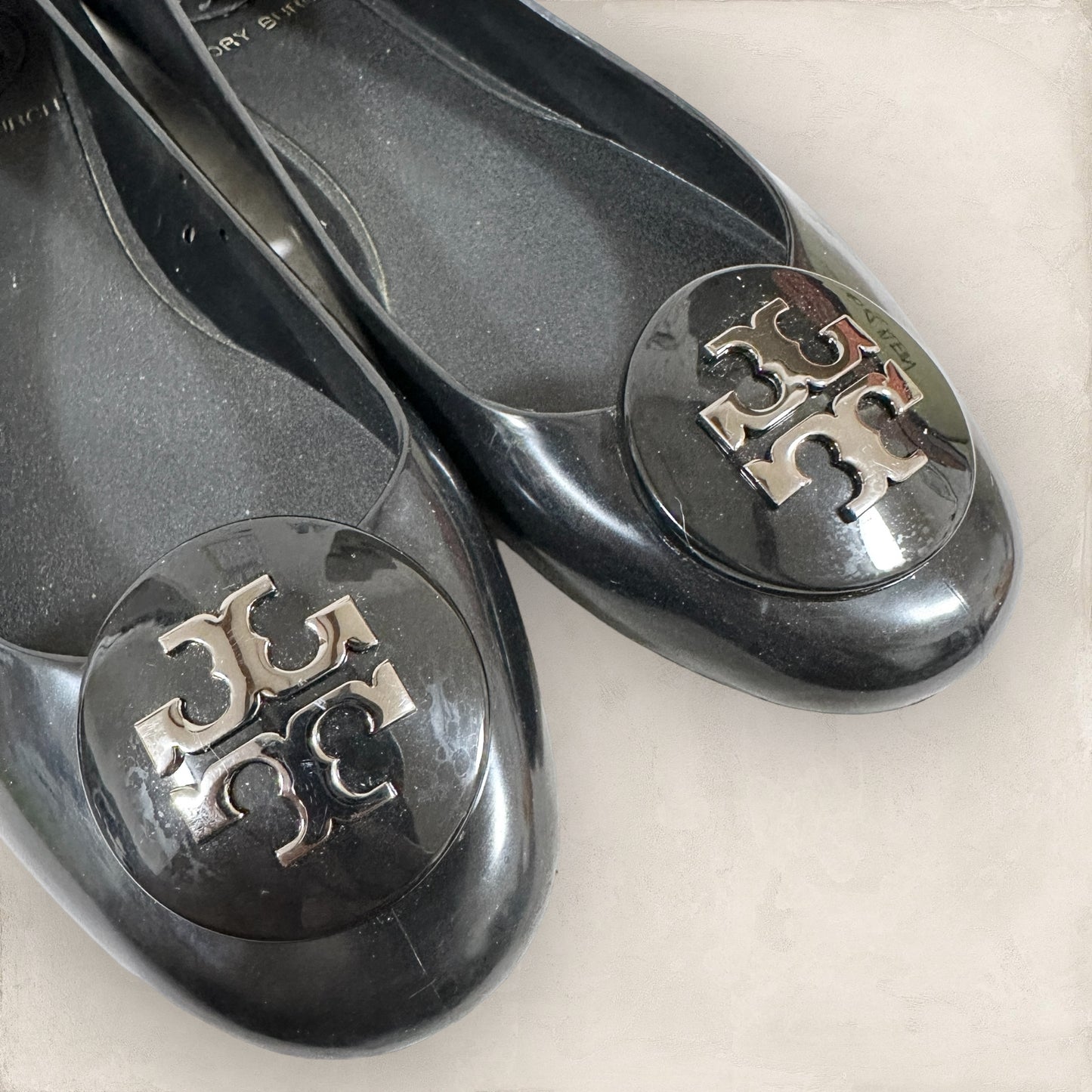 【ややスレあり・箱付き】Tory Burch トリーバーチ フラットシューズ バレエシューズ ブラック 黒 202406-0186