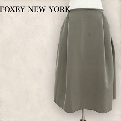 【美品】FOXEY NEW YORK フォクシーニューヨーク フレアスカート カーキ色 40 202406-0158