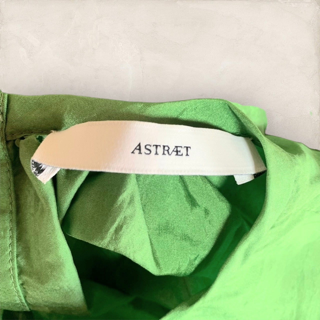 【目立った傷や汚れなし】ASTRAET アストラット ワンピース  ノースリーブロングワンピース グリーン 緑 サイズ1 日本製 202406-0332