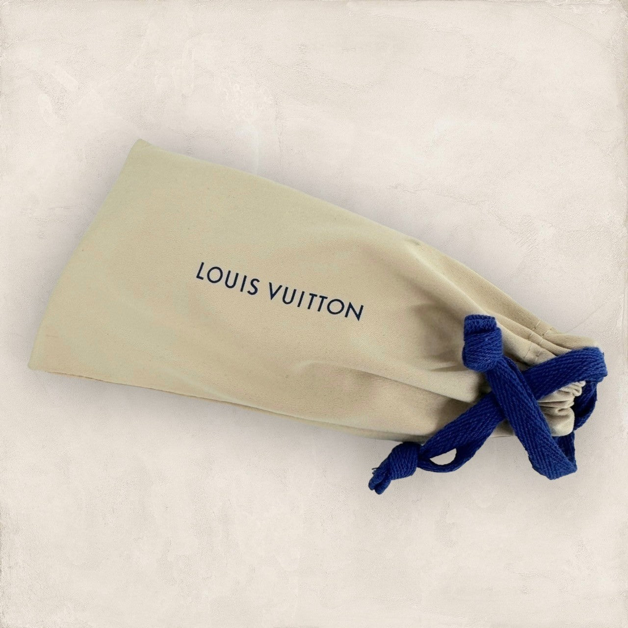 【目立った傷汚れなし】LOUIS VUTTON ルイヴィトン　サングラス　アティチュード　パイロット　シルバー　Z0340U 9SL　保存袋 202406-0345