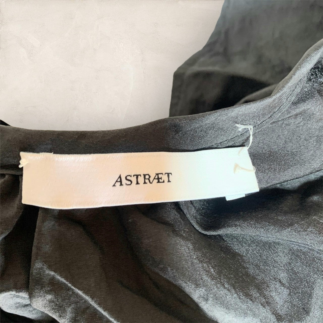 【目立った傷や汚れなし】ASTRAET アストラット ワンピース ノースリーブロングワンピース ブラック黒 サイズ1 日本製 202406-0333