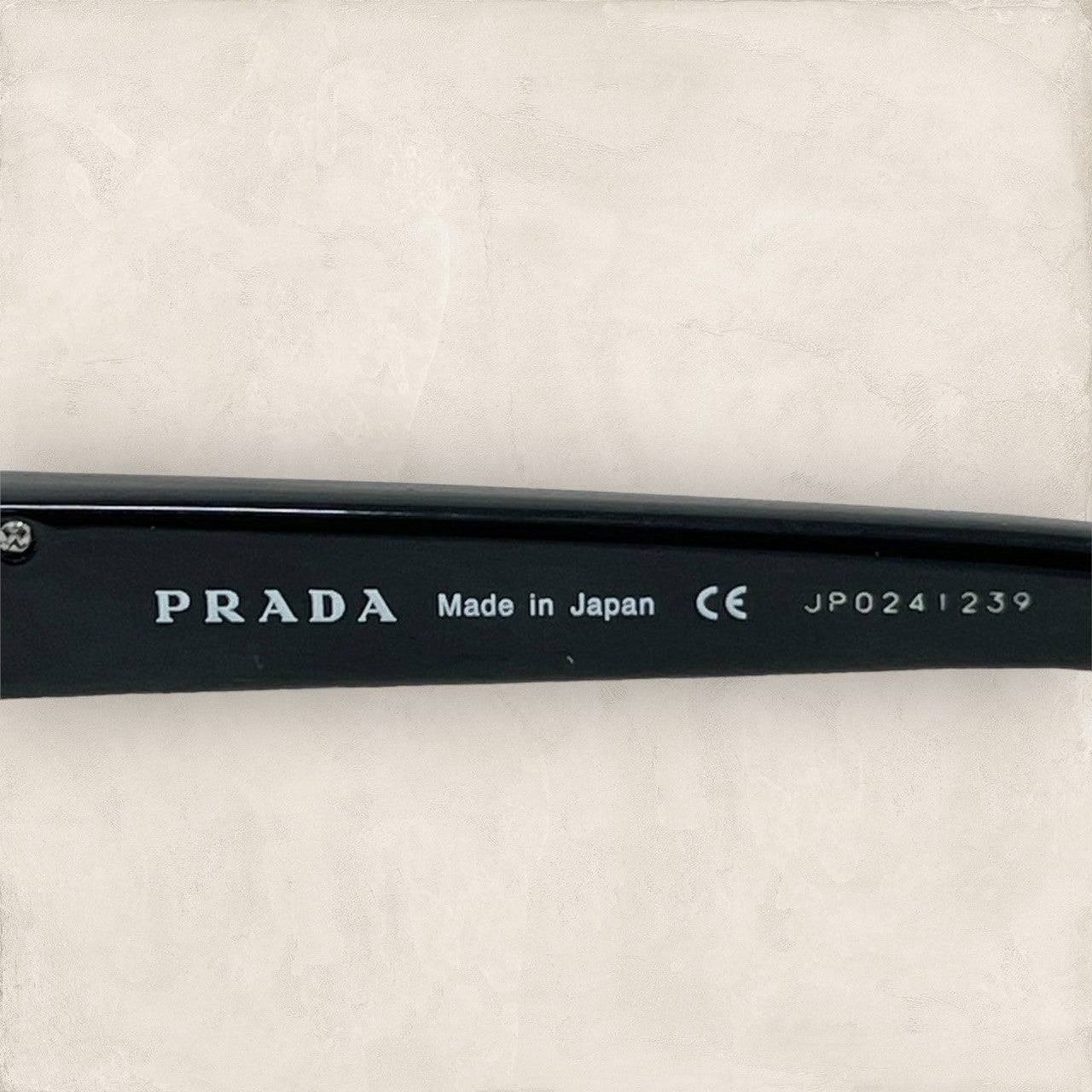 【少し歪みあり・ケース付き】PRADA プラダ メガネ ブラック シルバー 黒 VPR 70L 202406-0360