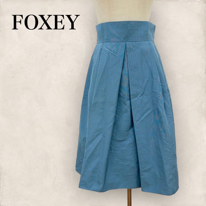 【美品】FOXEY BOUTIQE フォクシーブティック シルク100% タックスカート サイズ38 青 ブルー 日本製 202408-0530